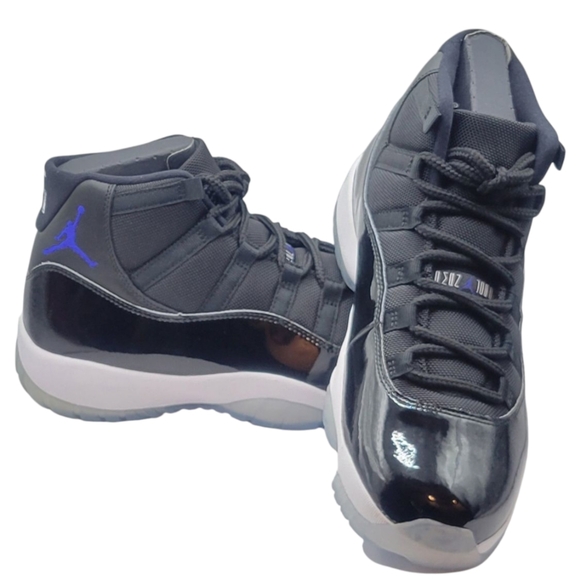 Men's Jordan 11 Space Jam (2016) - Picture 6 of 11